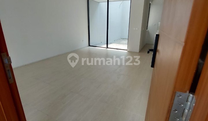 For Rent New House. Northwest Citraland. Surabaya 2