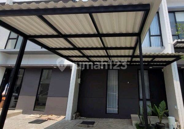 Disewakan Rumah 2 Lantai Baru Gress. Rungkut. Surabaya Kota