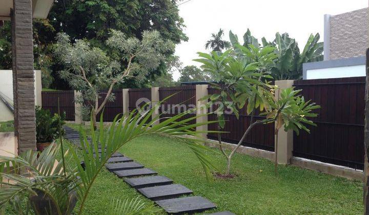 DI JUAL RUMAH MEWAH DI PUPUK  DEKAT BSB 2