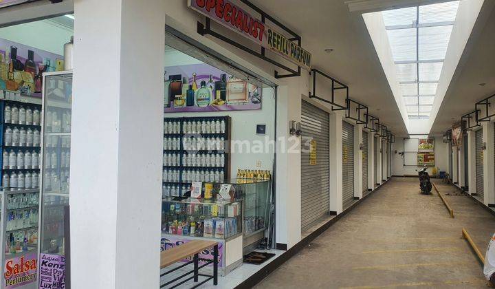 Dijual Cepat Butuh Uang Ruang Usaha 14 Kios di Sayap Taman Kopo 2