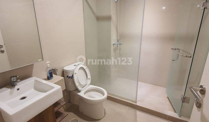 Dijual Apartment 2 Kamar Full Furnish di Landmark Residence 2