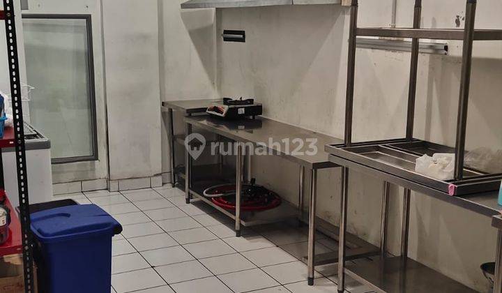 Dijual Ruko Strategis Ex Resto 3 Lantai di Sayap Sukajadi 2