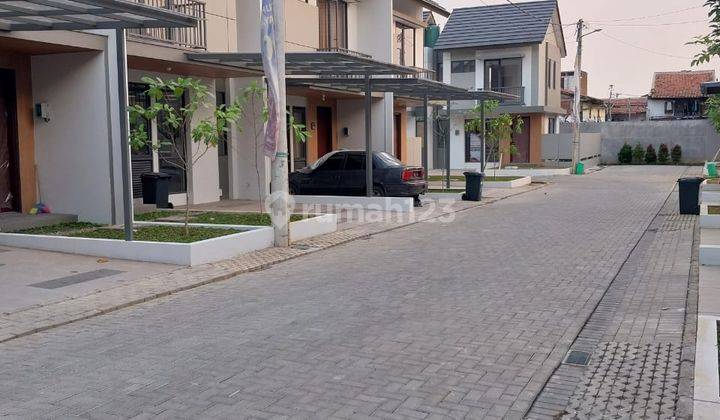 Dijual Murah Dibawah Pasar Rumah Modern Cantik Kenari Residence 1