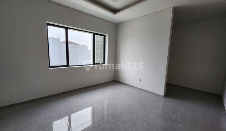 Dijual Rumah Baru di Setra Duta D.grande Corner Berkeley  2