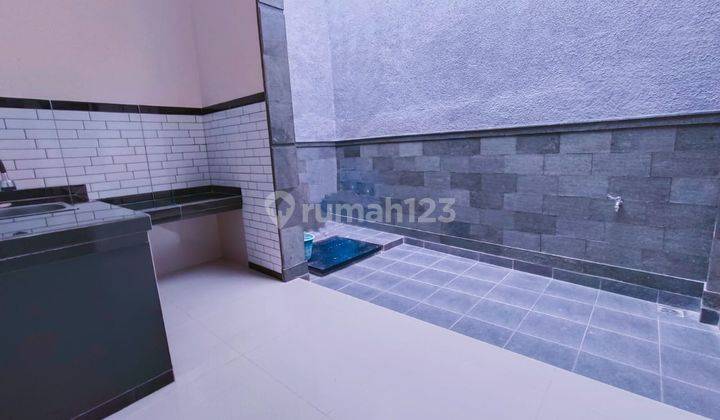 Dijual Rumah Minimalis Modern Bisa Usaha Di Mainroad Sariwangi 2