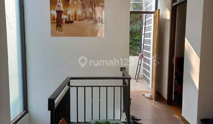 Dijual Rumah Cantik Minimalis Furnish di Gegerkalong Hilir 2