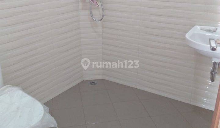 Dijual Sewa Rumah Baru 3 Lantai Mewah Modern di Pondok Hijau 2