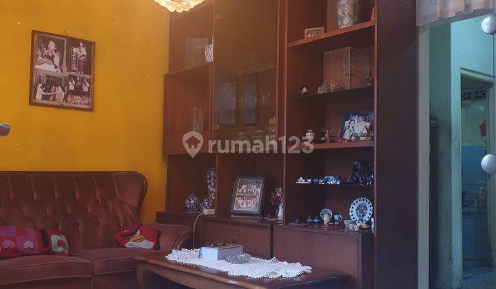 Dijual Rumah Siap Pakai Minimalis Asri 2 Lantai di Bandung Utara 1