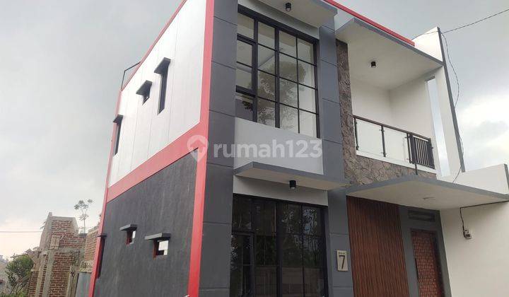 Rumah 2 Lantai Dengan View Pegunungan di Lembang Bandung Barat 1