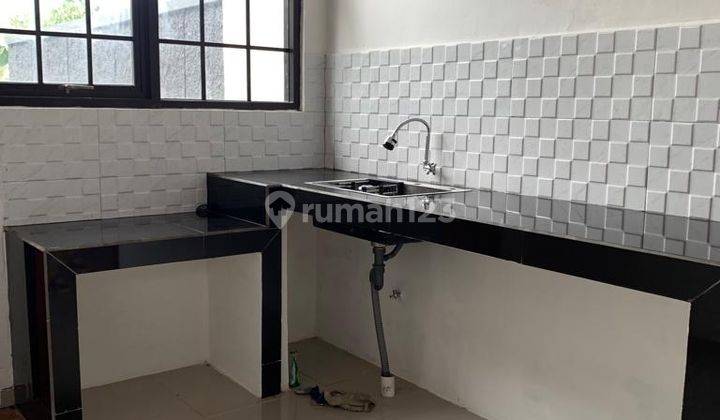 Rumah 2 Lantai Siap Huni Unfurnished SHM di Cihanjuang Bandung 2