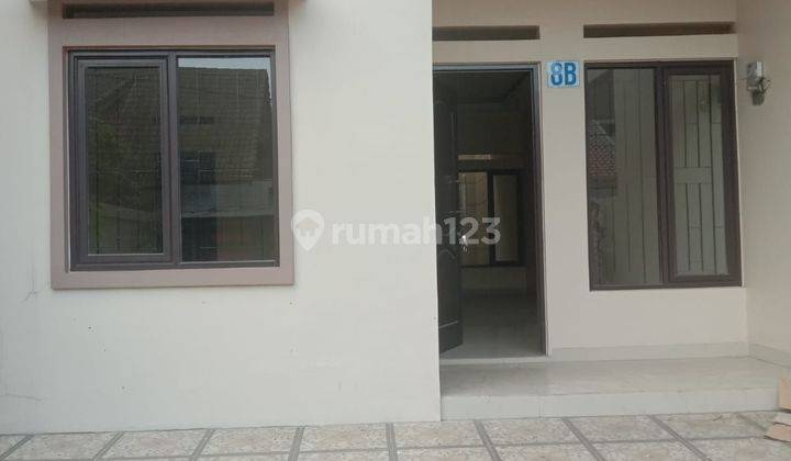 Dijual Rumah di Jalan Kembar Baru 110m² 2 Lantai SHM 2