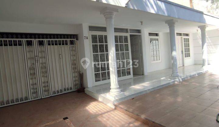 Disewakan Rumah di Sayap Terusan Buah Batu 198m² 3KT 2