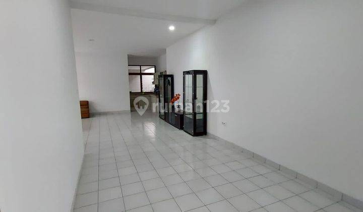 Dijual Rumah Siap Huni di Komplek Dadali 248m² 3KT 1