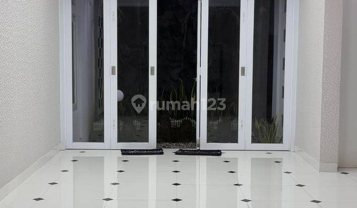 Dijual Rumah Minimalis Modern di Soekarno Hatta 220m² 3KT SHM Sudah Renovasi  2