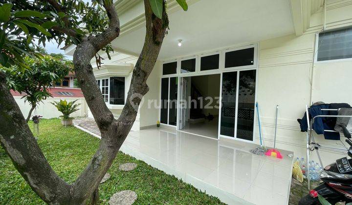 Dijual Rumah Lega Nyaman Sudah Renovasi di Sayap Setra Duta 300m² 3KT SHM 1