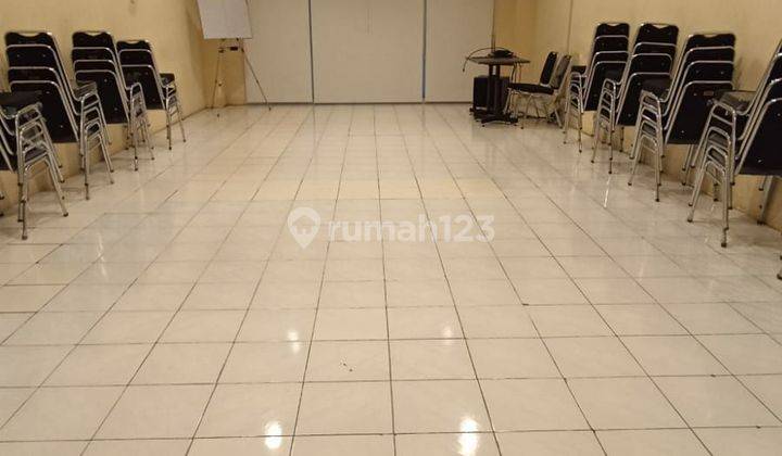 Dijual Ruko Strategis di Naripan 126 m², 3.5 lantai 1