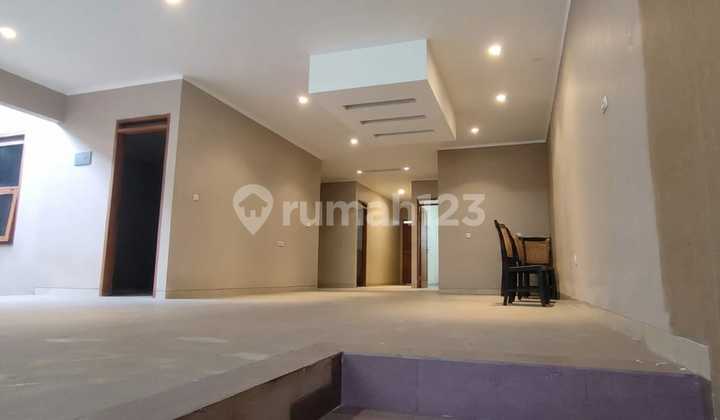 New Shop-House on Ibrahim Adjie Main Road, Strategic Location 1