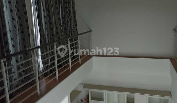 Sewa Rumah Sayap Riau Furnished 250m2 2