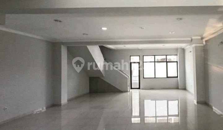 Jual Ruang Usaha Strategis Sayap Pasteur