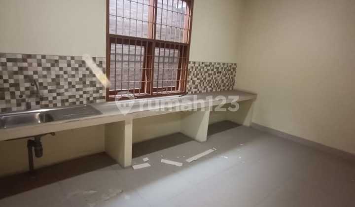 New Shop-House on Ibrahim Adjie Main Road, Strategic Location 2