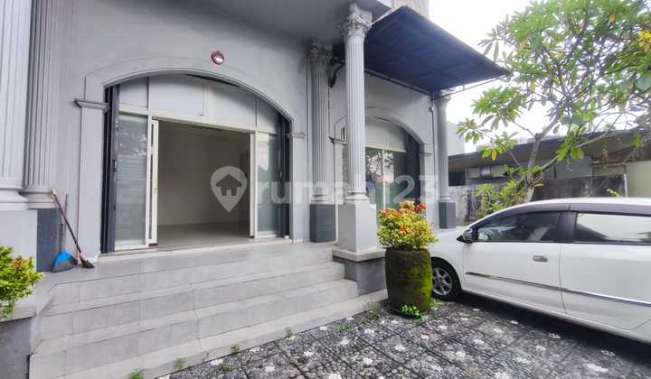 Disewakan Ruko - Siap Usaha Disewakan Ruko - Siap Usaha