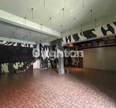 For Rent: 2nd and 3rd Floor Shop House in Legian 2