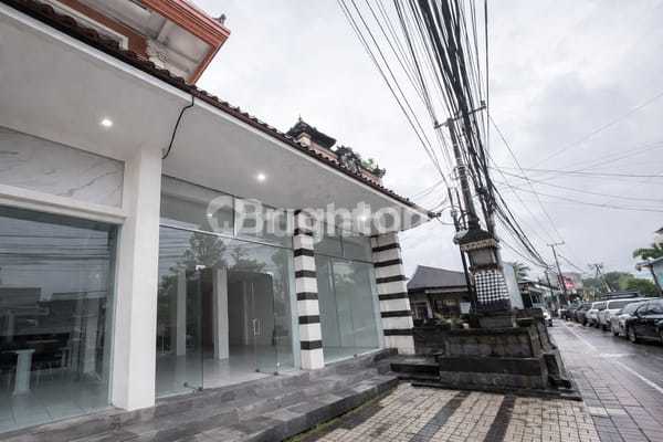 Ruko Besar Strategis di Jalan Raya Mertanadi Kerobokan Kuta Utara Denpasar Bali Ruko Besar Strategis di Jalan Raya Mertanadi Kerobokan Kuta Utara Denpasar Bali