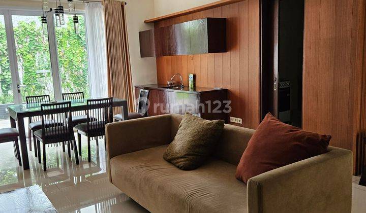 Rumah Full Furnished Premier Park Modernland Tangerang Kota 2