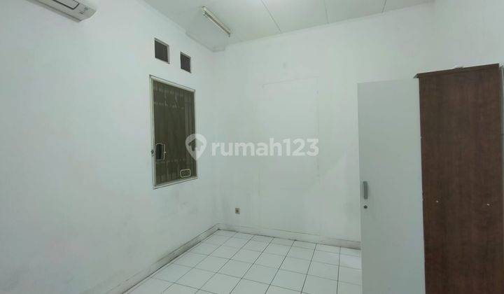 Rumah Nusa Loka Bsd Strategis Dapur Luas 2