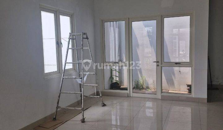 Disewakan Rumah Savia 4 Kamar Tidur Non Furnished Bsd Tangsel 2