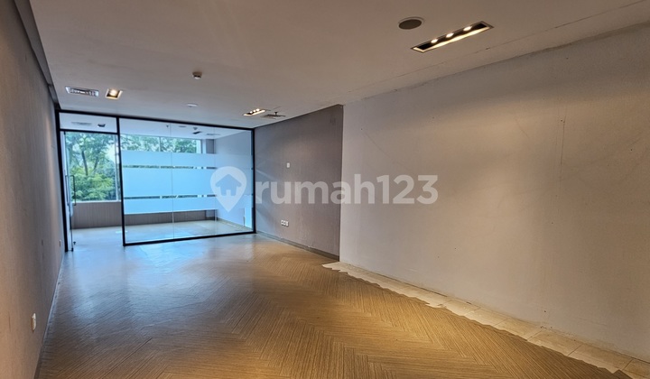 Ruang Usaha di Perkantoran, Cocok untuk Minimart, Coffee Shop