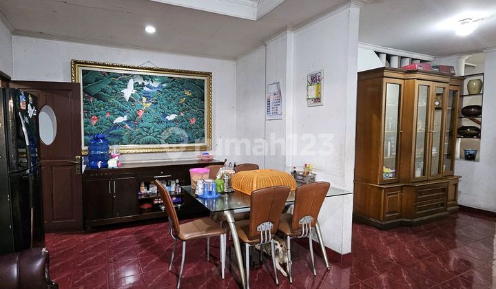 Rumah Dibawah Njop Cempaka Putih Barat, Jalan Raya. Cocok Usaha 2