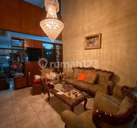 Rumah 5+1 Kamar Tidur Di Cempaka Putih Barat, Siap Huni 2