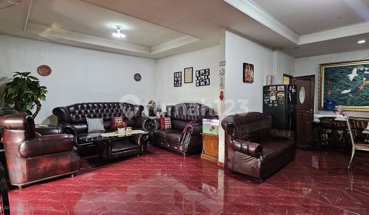 Rumah Dibawah Njop Cempaka Putih Barat, Jalan Raya. Cocok Usaha 1