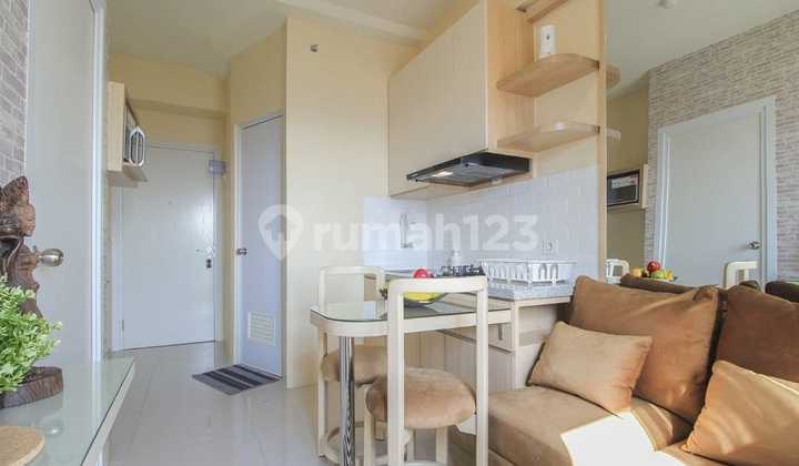 Green Pramuka Connect Mall Apartment, 2 Bedroom. Fully Furnished 2
