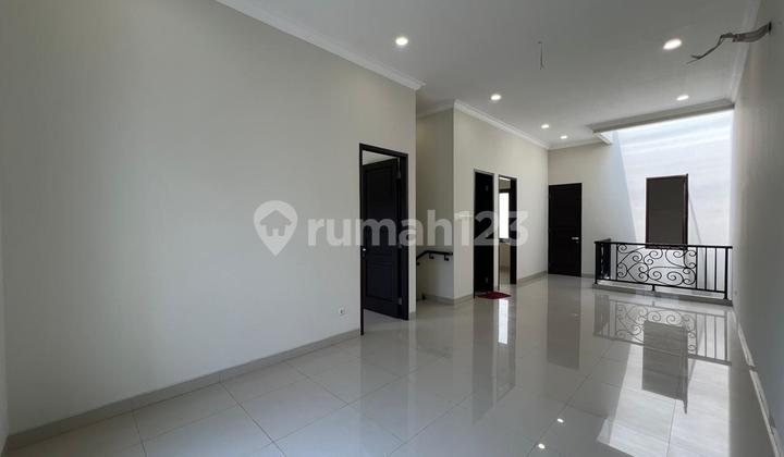 Brand New! Rumah Minimalis 7x15 Di Duren Sawit, Siap Huni. Nego 2