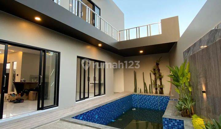 Rumah 2 Lantai, Furnished Sudah Private Pool Di Ngaglik, Sleman 1