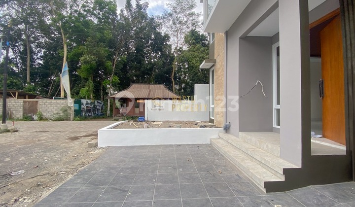 Rumah Mewah 2 Lantai Dekat Kampus Uii Kaliurang 2