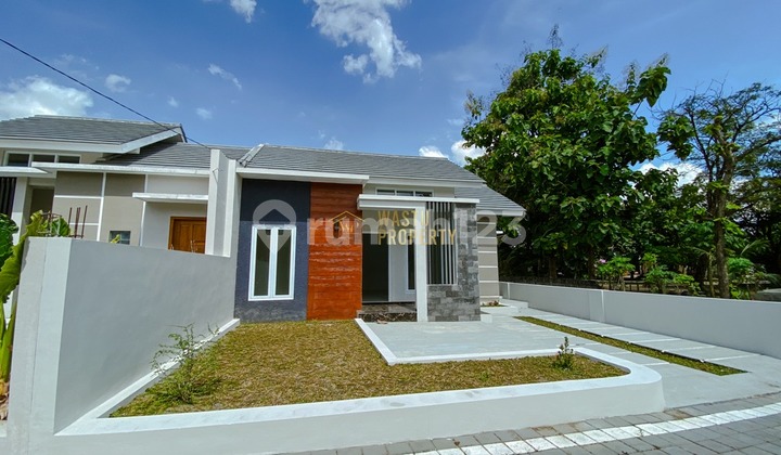 Rumah Cantik Dalam Cluster di Kalasan, Sleman