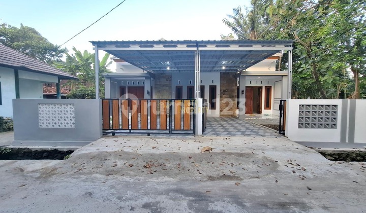 Rumah 300Jutaan Dekat Rsud Prambanan, Sleman 1