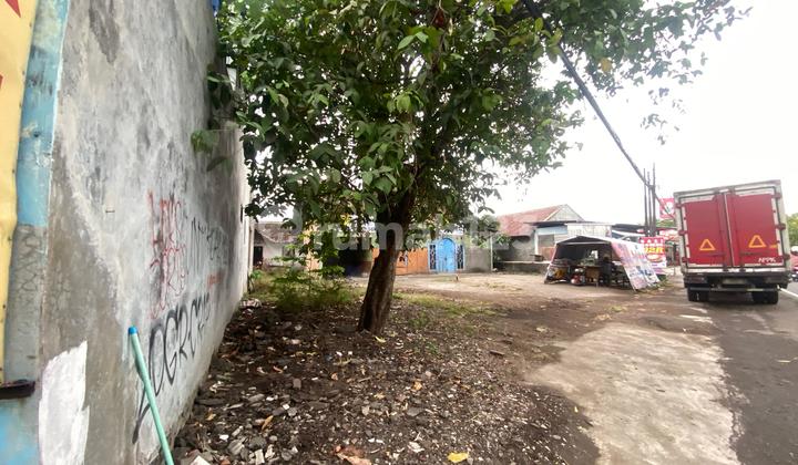 FOR RENT: SPACIOUS LAND ON JOGJA SOLO ROAD NEAR TRANS HOME FOR RENT: SPACIOUS LAND ON JOGJA SOLO ROAD NEAR TRANS HOME