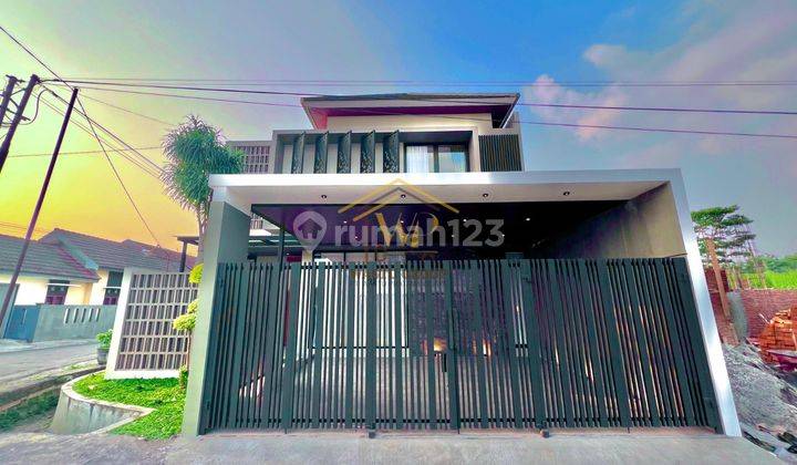 RUMAH MEWAH TERBARU FULL FURNISHED DI KALASAN SLEMAN 1