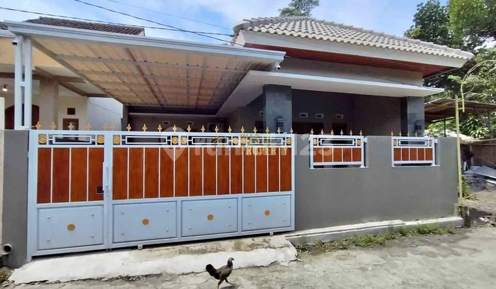 Ready-to-Occupy House with Large Land in Purwomartani, Kalasan Ready-to-Occupy House with Large Land in Purwomartani, Kalasan