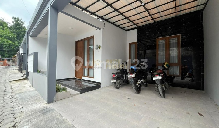 House Ready to Live In, Within 2 Minutes to SMP N 1 Ngemplak Housing Complex 2