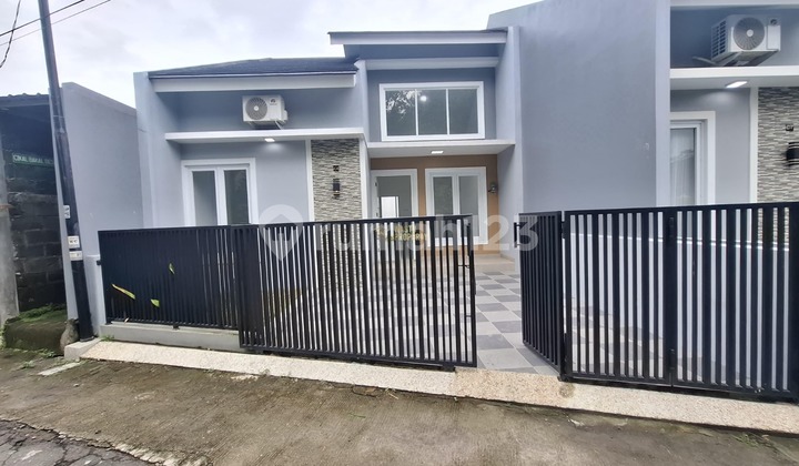 Ready-to-Occupy House Within a Cluster in Purwomartani, Kalasan 2