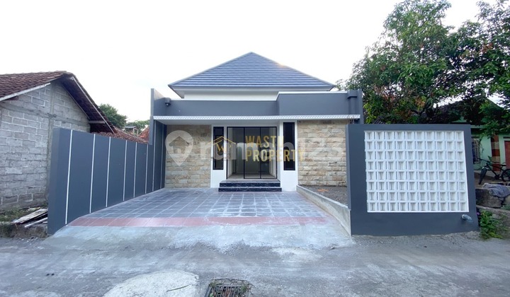 Rumah Cantik Tanah Luas, 12 Menit ke Sekolah Al-Azhar Rumah Cantik Tanah Luas, 12 Menit ke Sekolah Al-Azhar