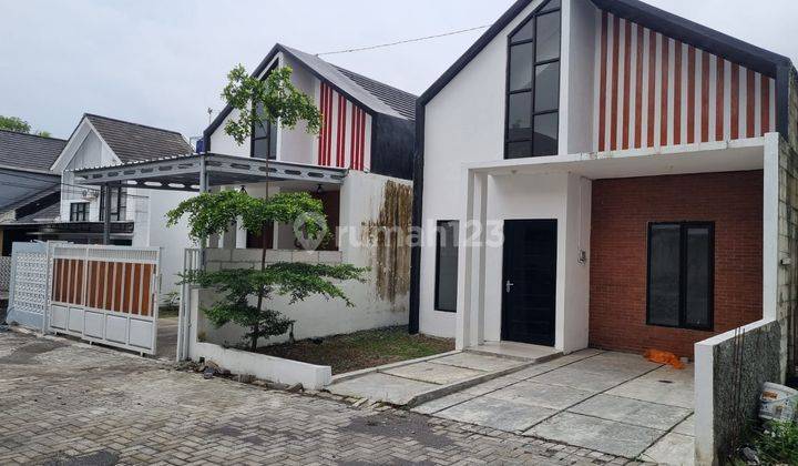 Rumah Modern Terbaru Dekat Polsek Sedayu Bantul 1