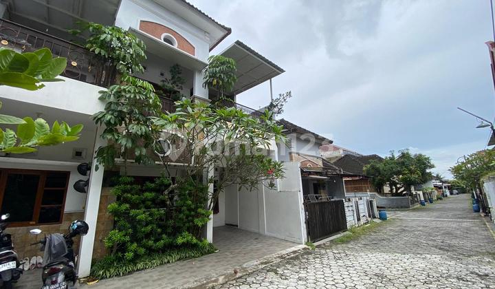 Well-Maintained Second House 7 Minutes to Tugu Jogja 2