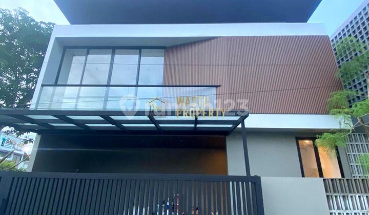 Ready-to-Occupy House, Fully Furnished Near Maguwoharjo Stadium 2