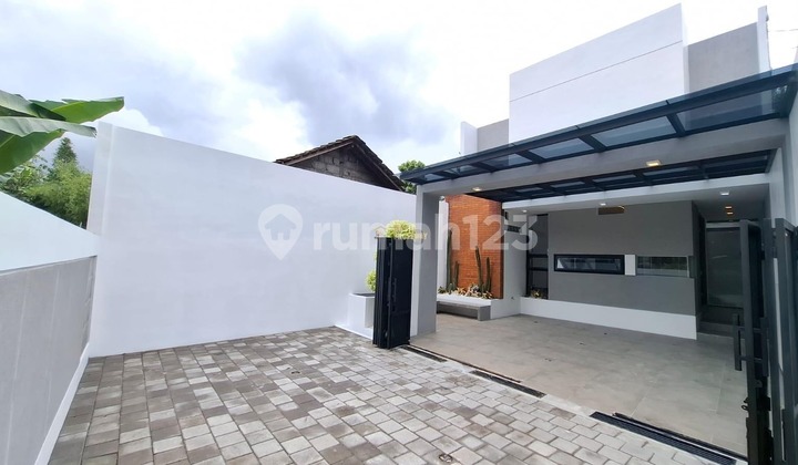 Ready-to-Live House, Semi-Furnished Near Sman 1 Ngaglik 2